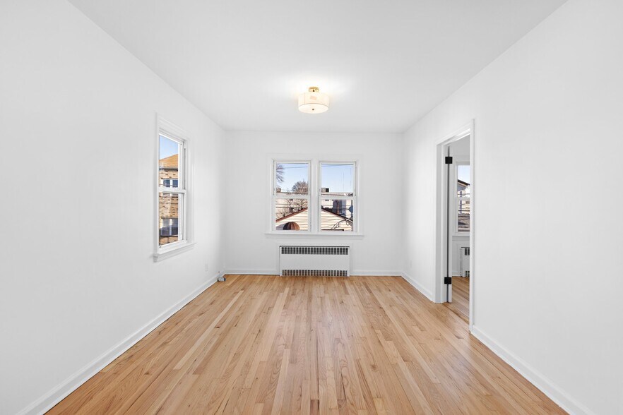 More Photos Of 163 Front St, Secaucus General Retail For Sale