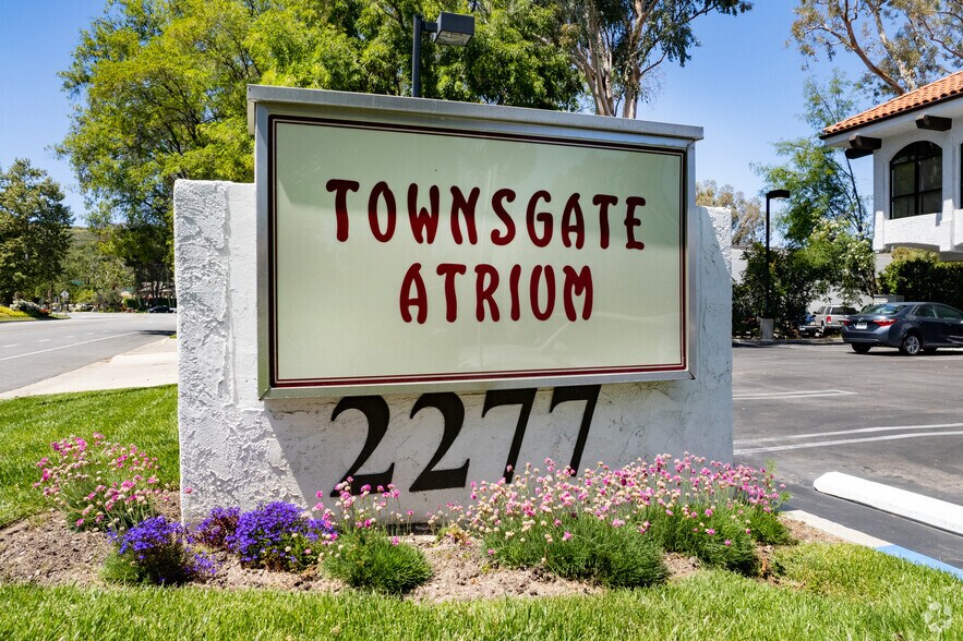 More Photos Of 2277 Townsgate Rd, Westlake Village Office For Lease