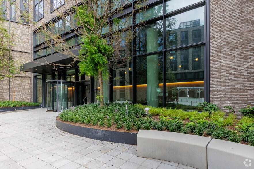 More Photos Of 101 Lincoln Ave, Bronx Apartments For Lease