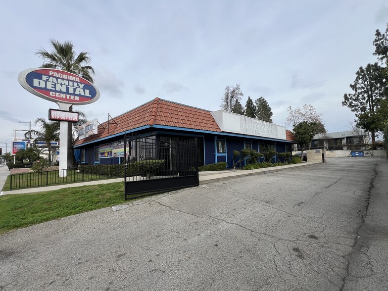 More Photos Of 9722 Laurel Canyon Blvd, Arleta Medical For Lease