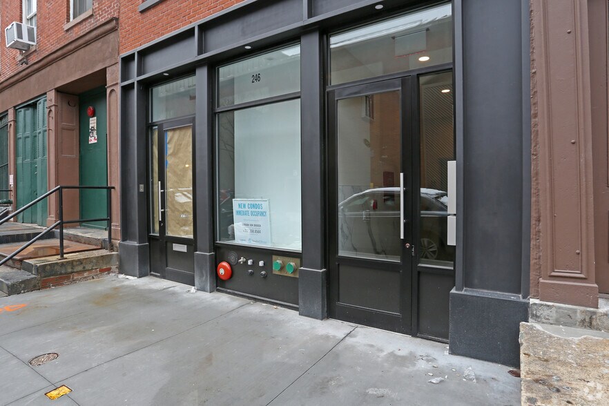 More Photos Of 246 Front St, New York Apartments For Lease