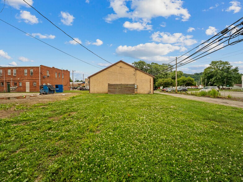 More Photos Of 215 Main St, Huntington Light Distribution For Sale