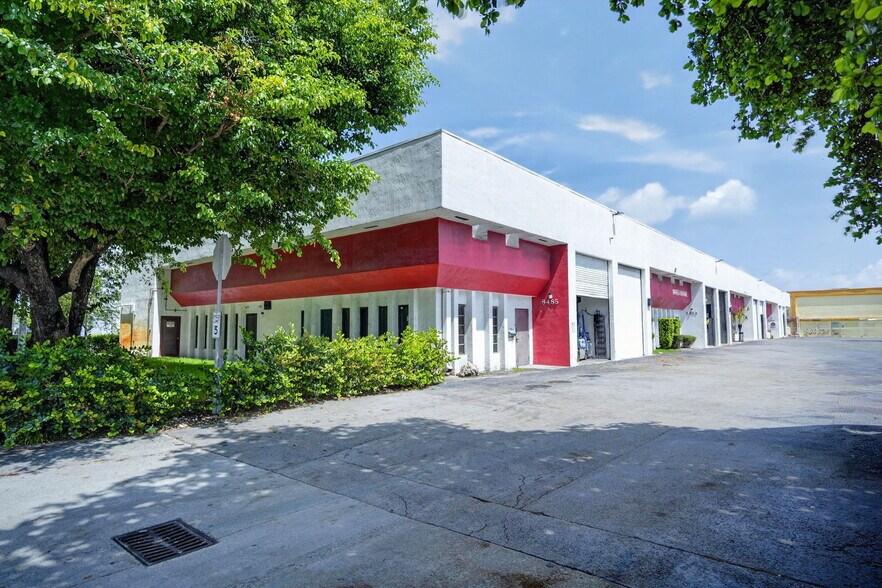 More Photos Of 8485-8499 NW 54th St, Miami Warehouse For Sale