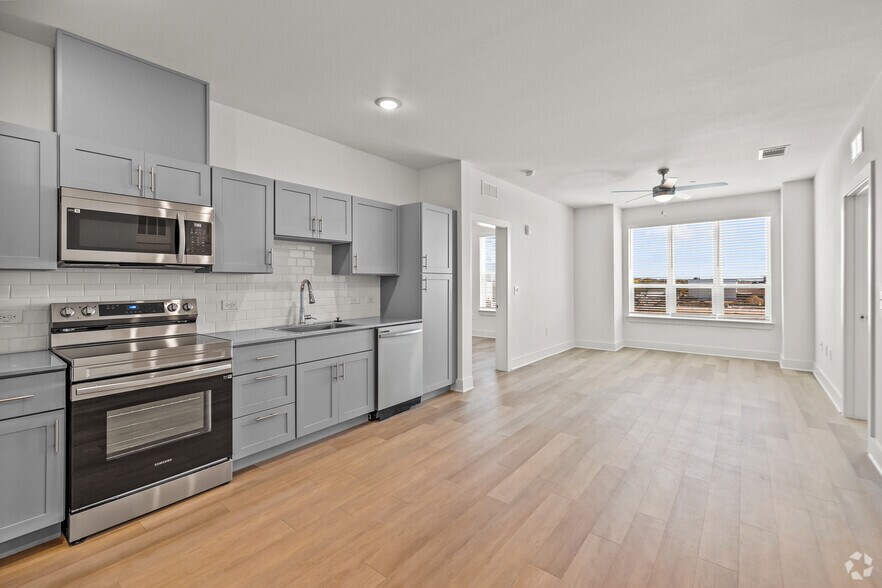 More Photos Of 4830 E Rosedale St, Fort Worth Apartments For Lease