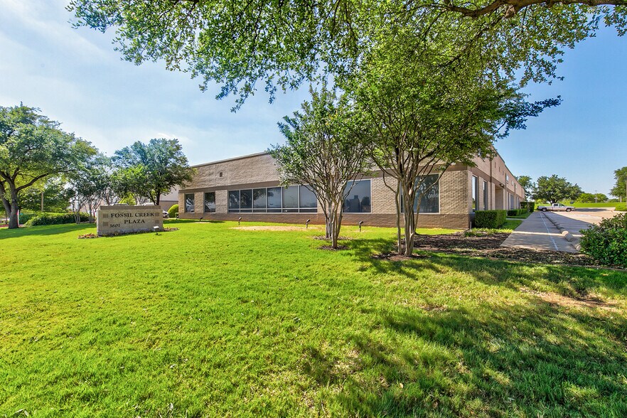 Primary Photo Of 3601 NE Loop 820, Fort Worth Office For Lease