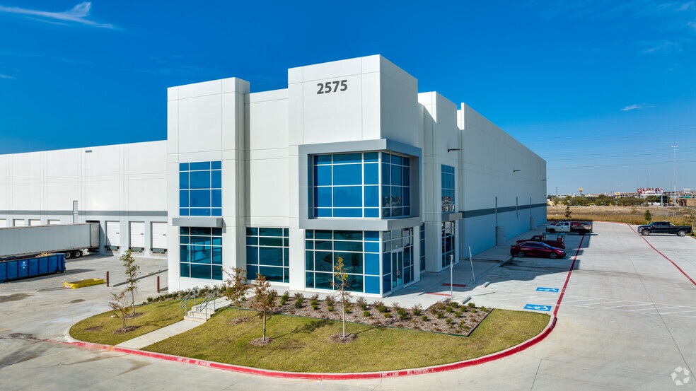 Primary Photo Of 2575 Downing Dr, Fort Worth Warehouse For Lease