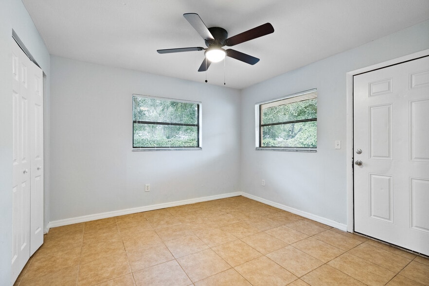 More Photos Of 950 Beltrees St, Dunedin Apartments For Sale