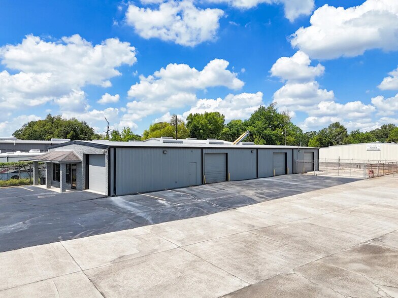 More Photos Of 10441 Mammoth Ave, Baton Rouge Warehouse For Lease