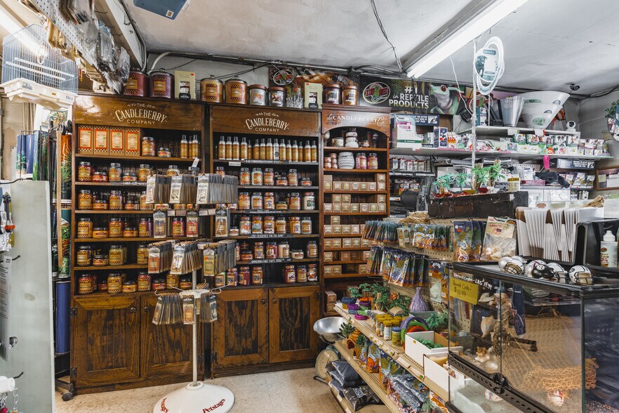 More Photos Of 2006 Camden Ave, Parkersburg Storefront Retail Residential For Sale