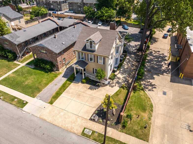 More Photos Of 40 S Idlewild St, Memphis Office For Sale