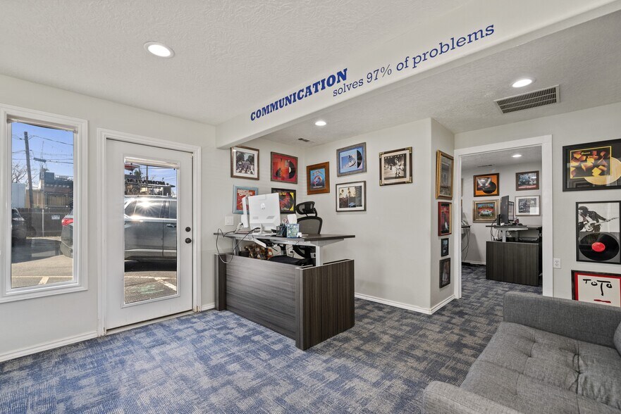 More Photos Of 124 E Pine Ave, Meridian Office For Sale