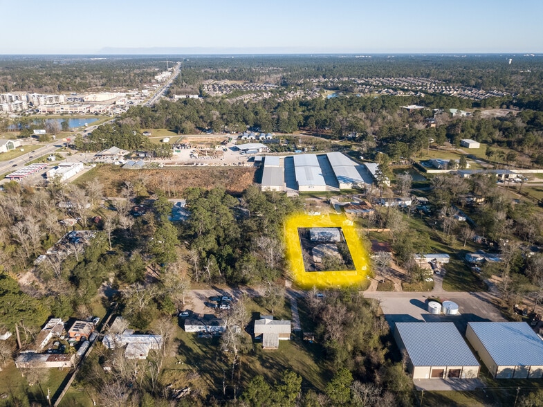 More Photos Of 33302 Sweetgum Ln, Magnolia Warehouse For Sale