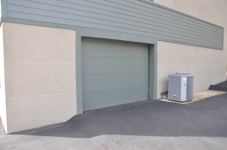 More Photos Of 1201 Greenbrier St, Charleston Office For Lease