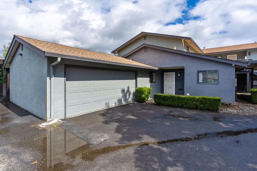 More Photos Of 1356 Monte Vista Ave, Saint Helena Apartments For Sale