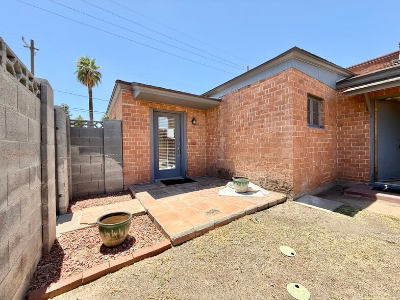 More Photos Of 309 W Mcdowell Rd, Phoenix Office Residential For Lease