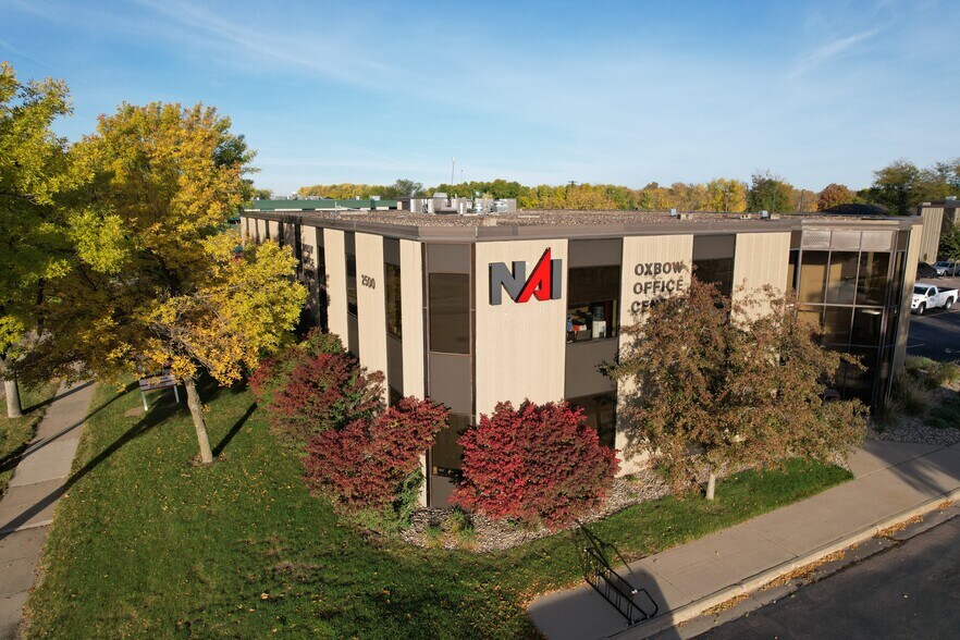 Primary Photo Of 2500 W 49th St, Sioux Falls Office For Lease