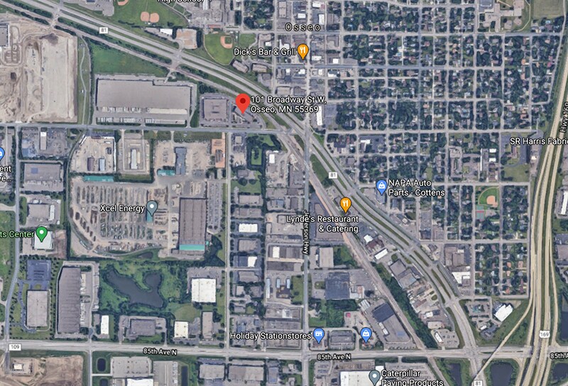 More Photos Of 101 Broadway St W, Osseo Office For Lease