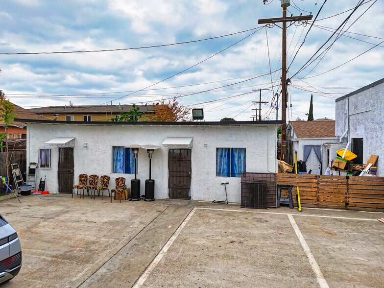 More Photos Of 6617 S San Pedro St, Los Angeles Flex For Sale