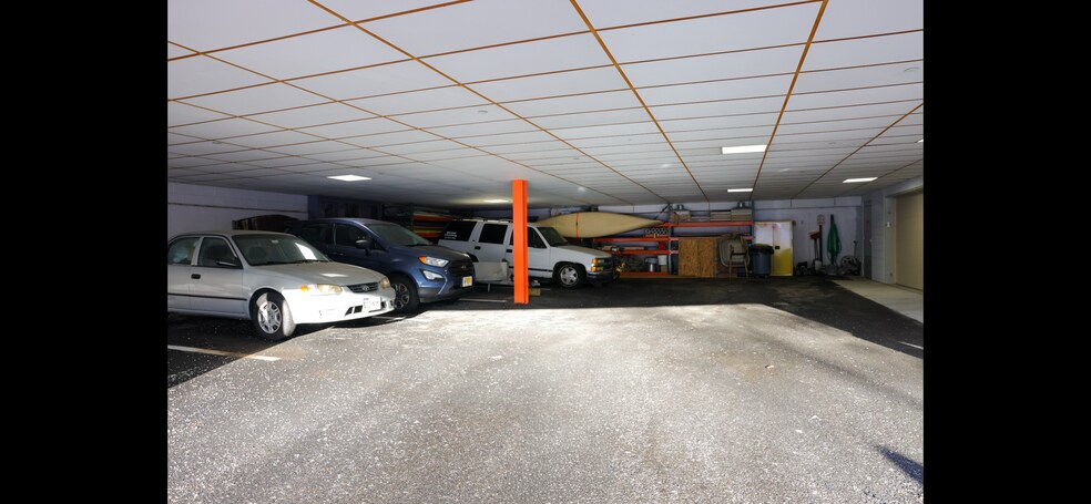 More Photos Of 2405 Hamburg Tpke, Wayne Storefront Retail Office For Lease