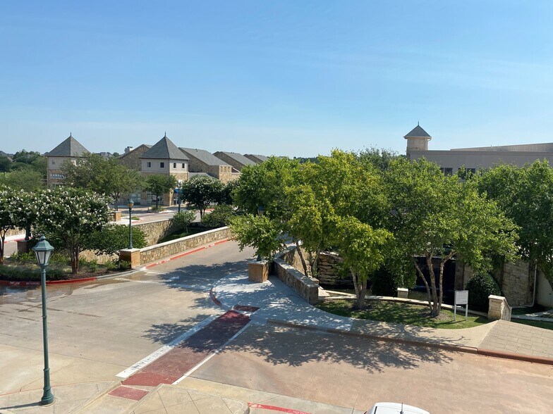 More Photos Of 2540 King Arthur Blvd, Lewisville Unknown For Lease