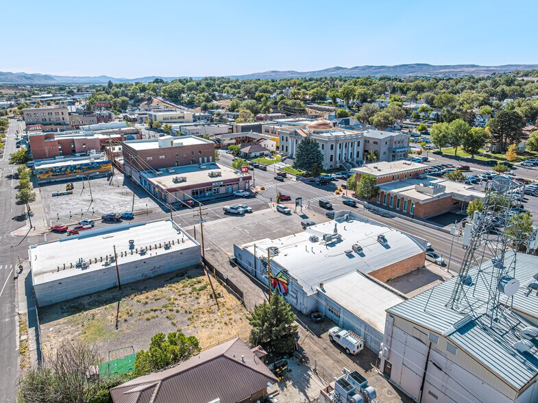 More Photos Of 618 Idaho St, Elko Office For Lease