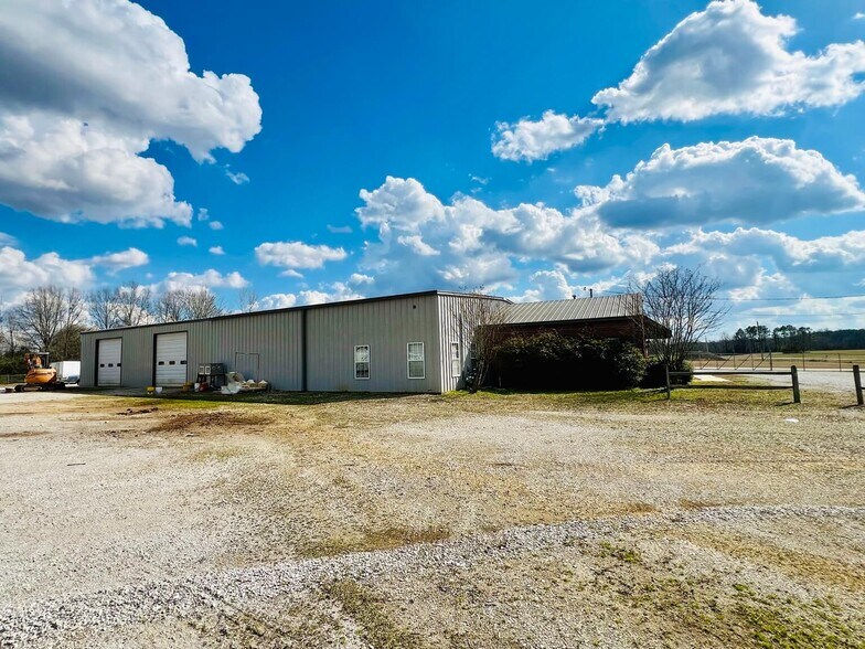 More Photos Of 420 Windance Rd, Baldwyn Light Manufacturing For Sale