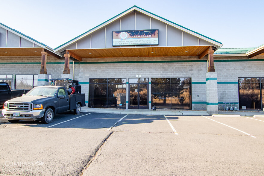 Primary Photo Of 63830 Clausen Rd, Bend General Retail For Lease