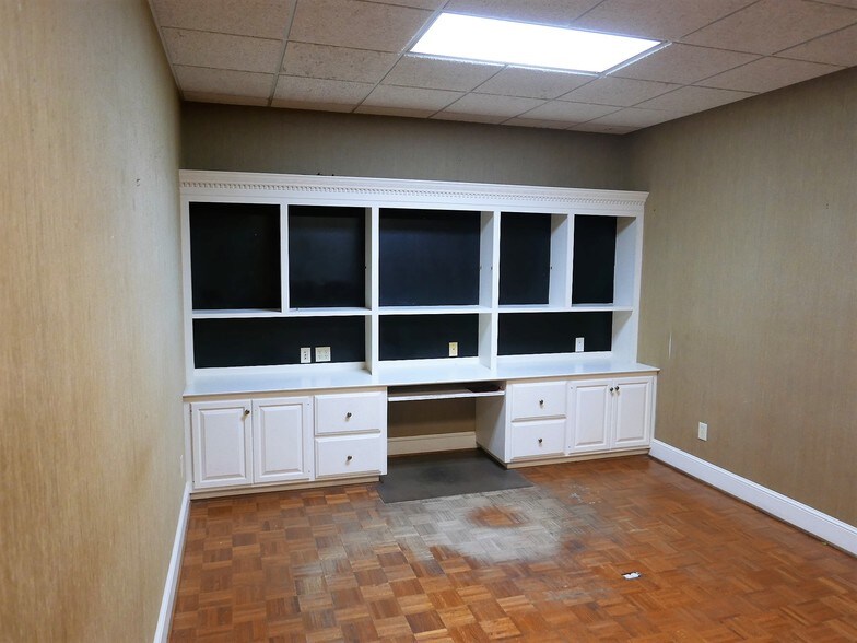 More Photos Of 2265 Nc Highway 24 27 E, Biscoe Storefront For Sale