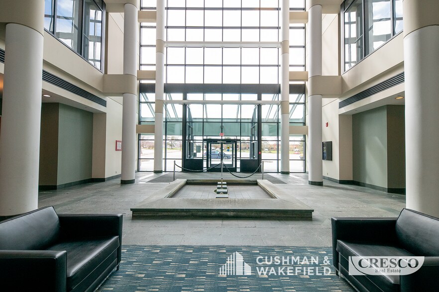 More Photos Of 23250 Chagrin Blvd, Beachwood Office For Lease