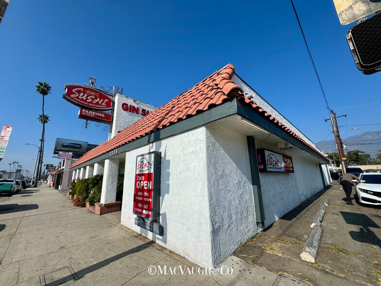 More Photos Of 3589 Colorado Blvd, Pasadena Restaurant For Lease