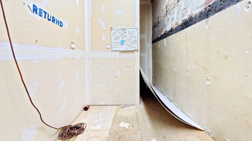 More Photos Of 9 Bond St, Brooklyn Office For Lease