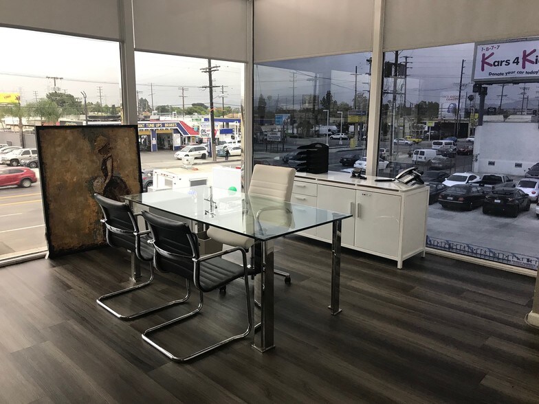 More Photos Of 6829 Lankershim Blvd, North Hollywood Medical For Lease