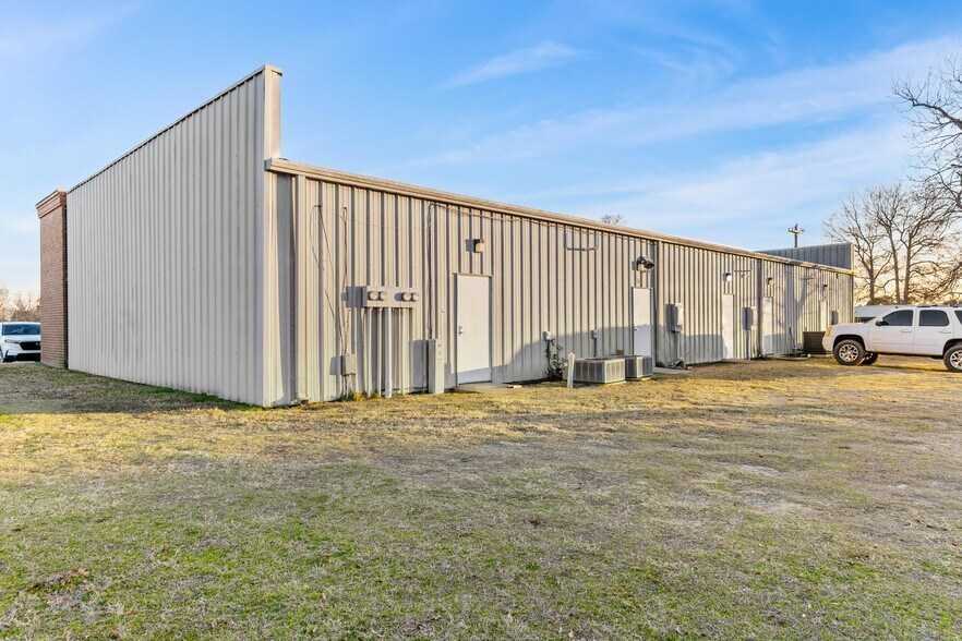 More Photos Of 1260-1266 Ridgewood Dr, Orangeburg Freestanding For Sale