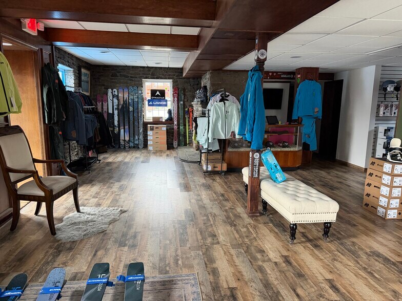 More Photos Of 120 N Market St, Ligonier Township Storefront Retail Office For Sale