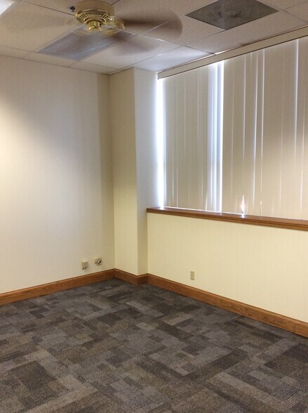 More Photos Of 205 Washington St, Burlington Office For Lease