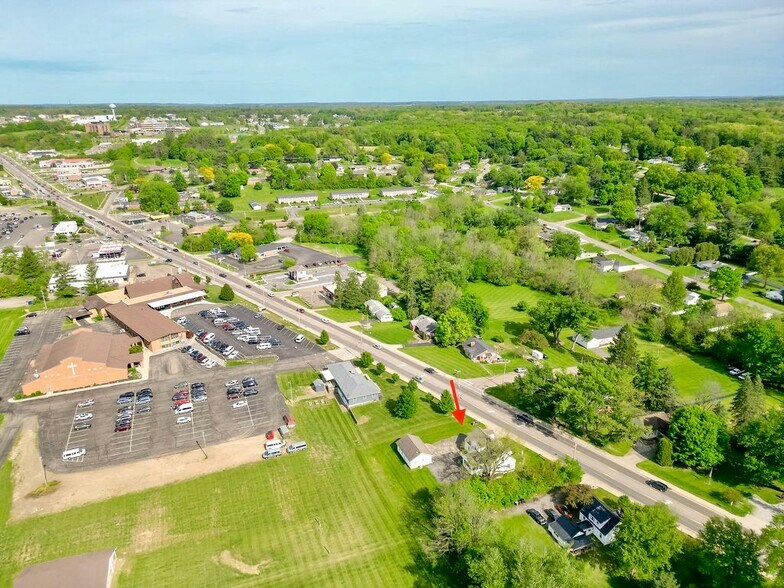 More Photos Of 719 Coshocton Ave, Mount Vernon Office For Sale