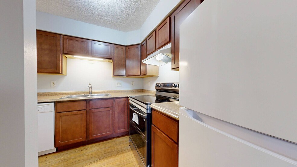 More Photos Of 924 21st Ave S, Minneapolis Apartments For Sale