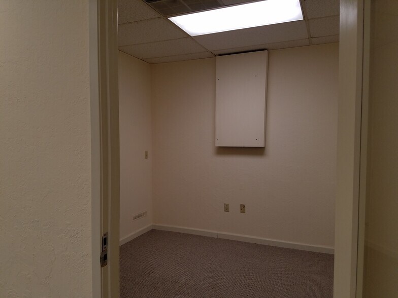 More Photos Of 1840 41st Ave, Capitola Office For Lease
