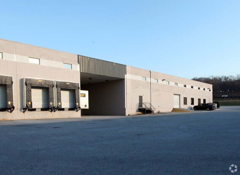 More Photos Of 419 Boot Rd, Downingtown Warehouse For Lease
