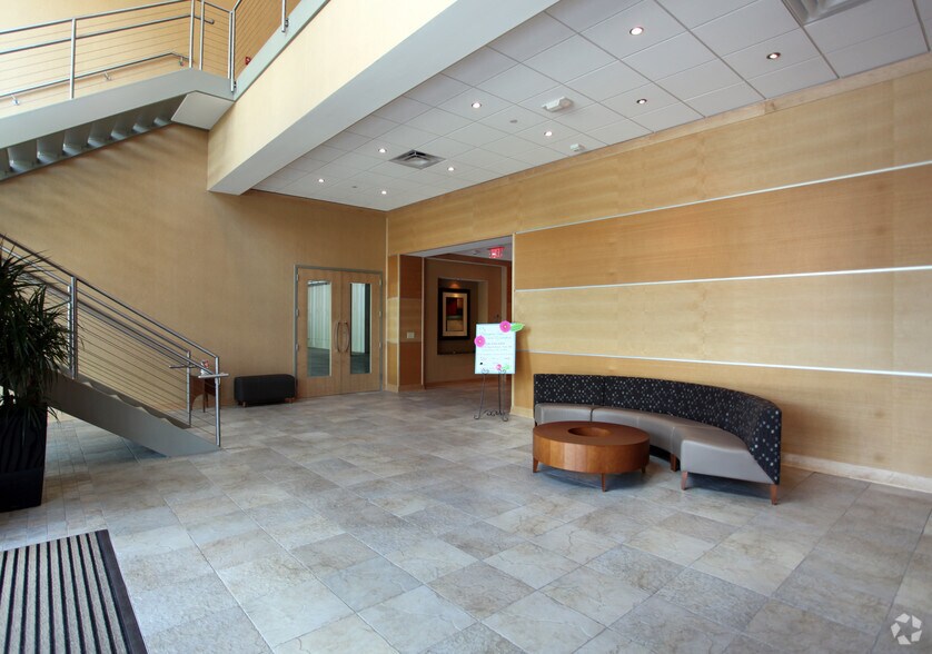 More Photos Of 1132 N Church St, Greensboro Medical For Lease