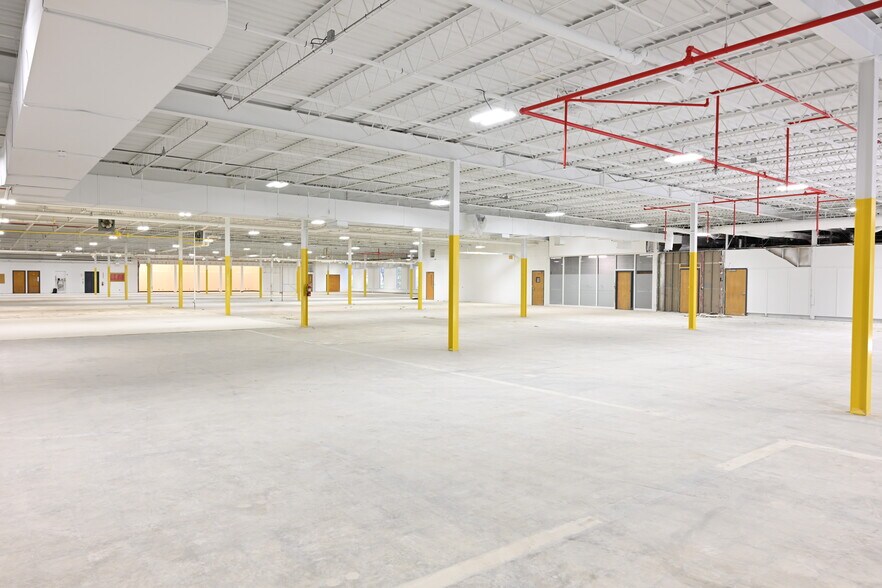 More Photos Of 299 Johnson Ave, Waseca Industrial For Lease