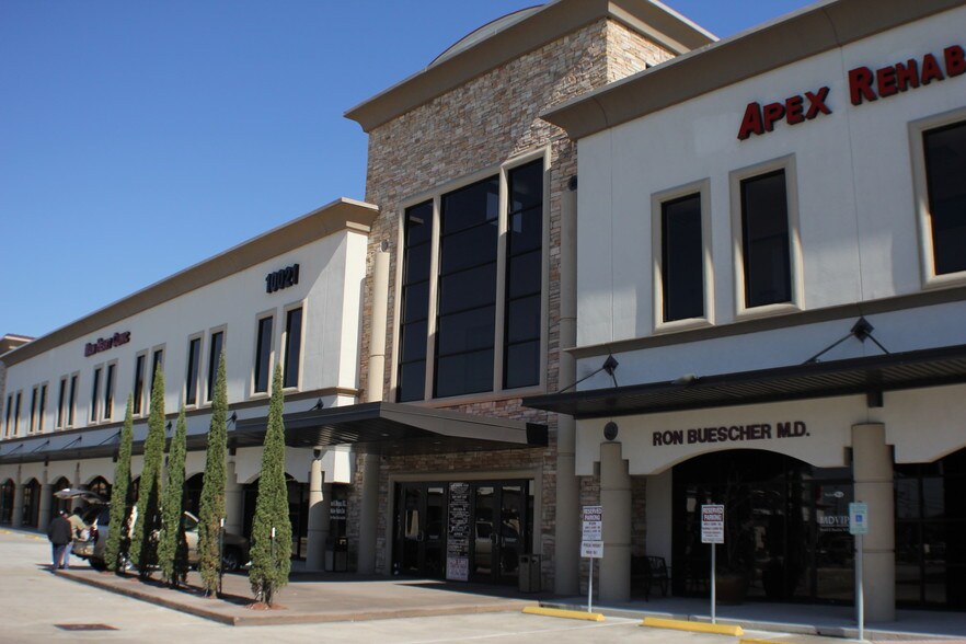 Primary Photo Of 10019 Main St, Houston Office For Lease