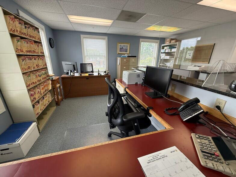 More Photos Of 243 US Route 1, Scarborough Medical For Sale
