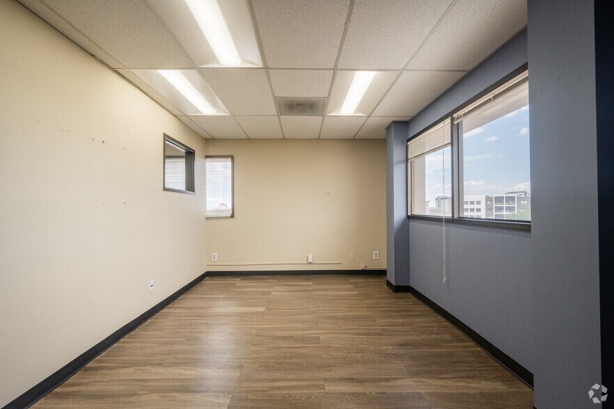 More Photos Of 1600 Downing St, Denver Office For Lease