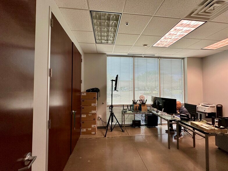 More Photos Of 3301 Matrix Dr, Richardson Research And Development For Sale