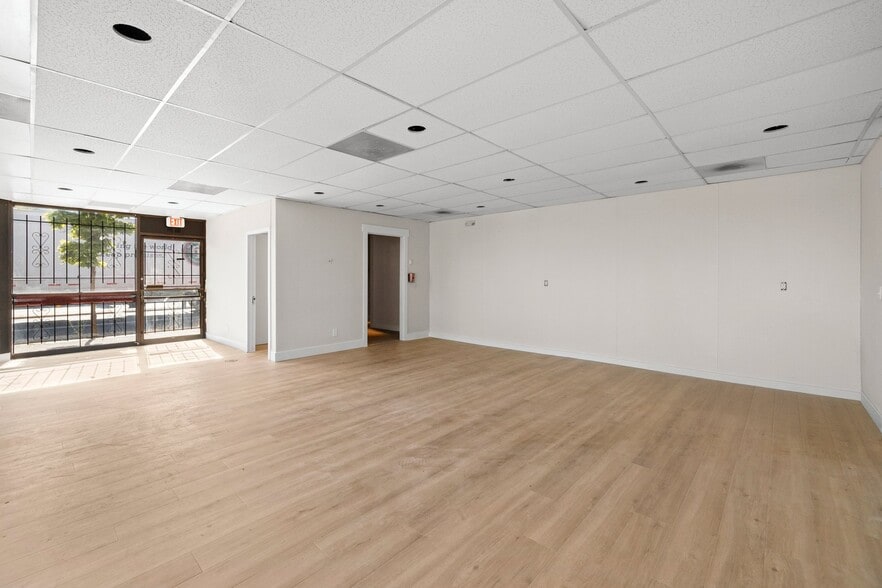 More Photos Of 5601 NE Martin Luther King Jr Blvd, Portland Freestanding For Lease