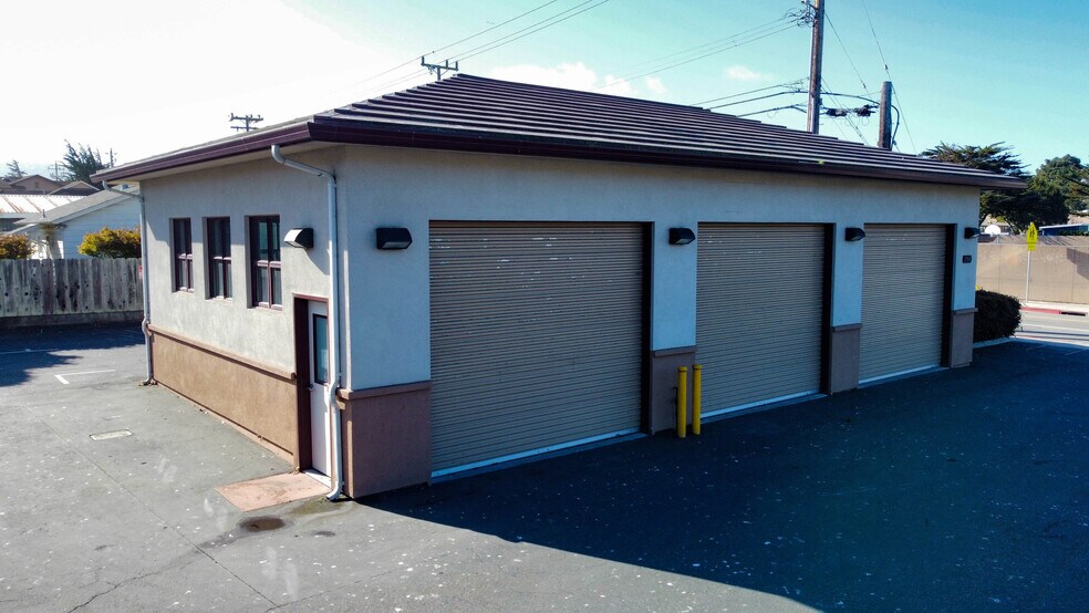 More Photos Of 2100 Del Monte Ave, Monterey Auto Repair For Sale