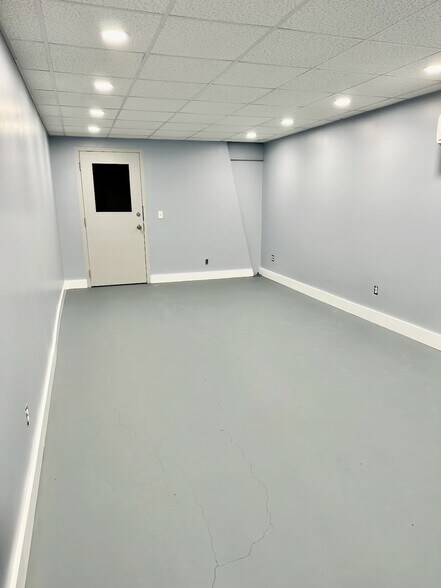 More Photos Of 2520 Highway 304, Smithville Industrial For Sale