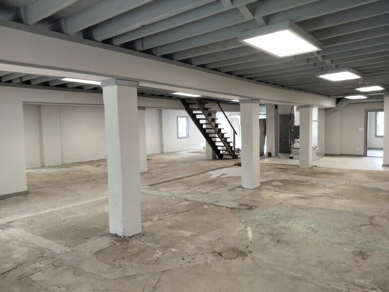 More Photos Of 165 W Main St, Pottstown Industrial For Sale