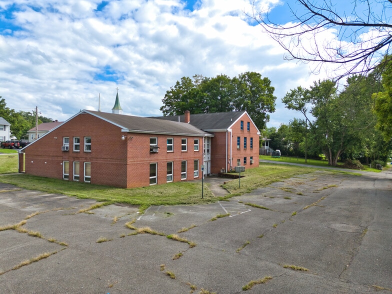 More Photos Of 1219 Second St, Radford Religious Facility For Sale